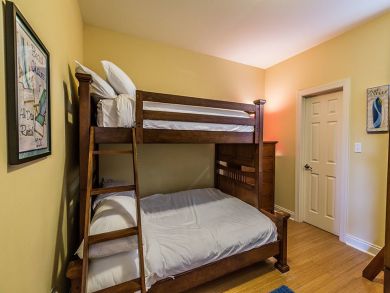 Luxury Vacation Home off 30 A Blue Mountain Luxury Vacation Home off 30 A Blue Mountain
